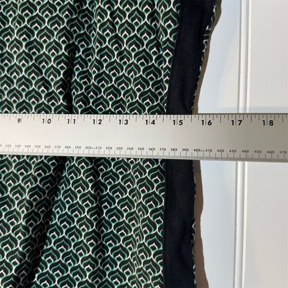 T by Talbots UPF 50+ Short Sleeve Activewear Shirt M Black Green Geometric - Picture 5 of 8
